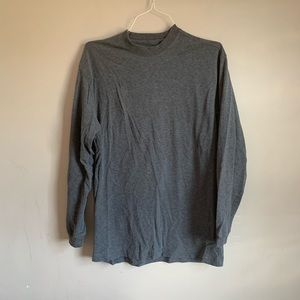 Mens Crew Neck Long sleeve Gray top size medium